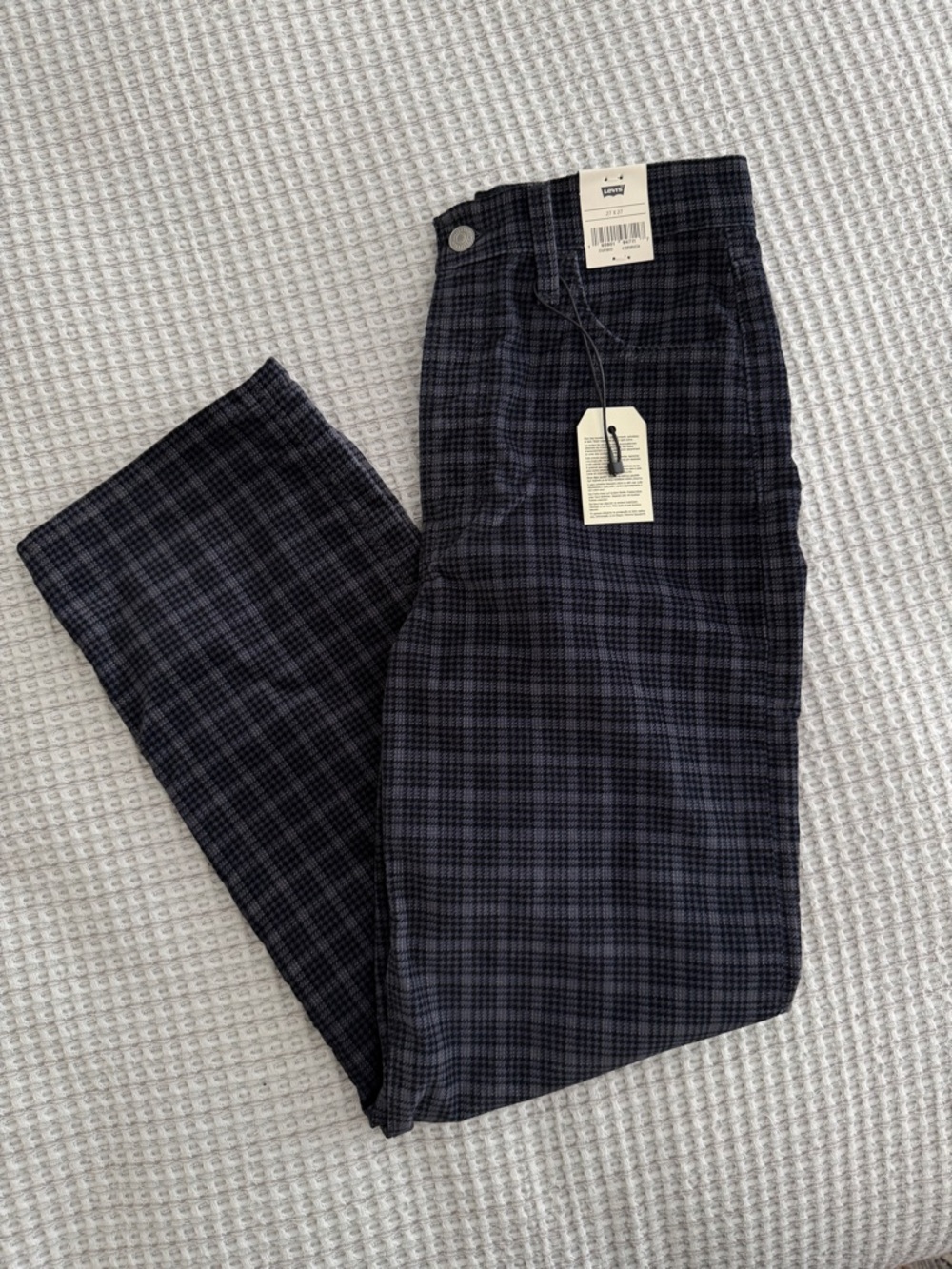NWT Levi's Premium Ribcage Straight Ankle Velvet Plaid Pants